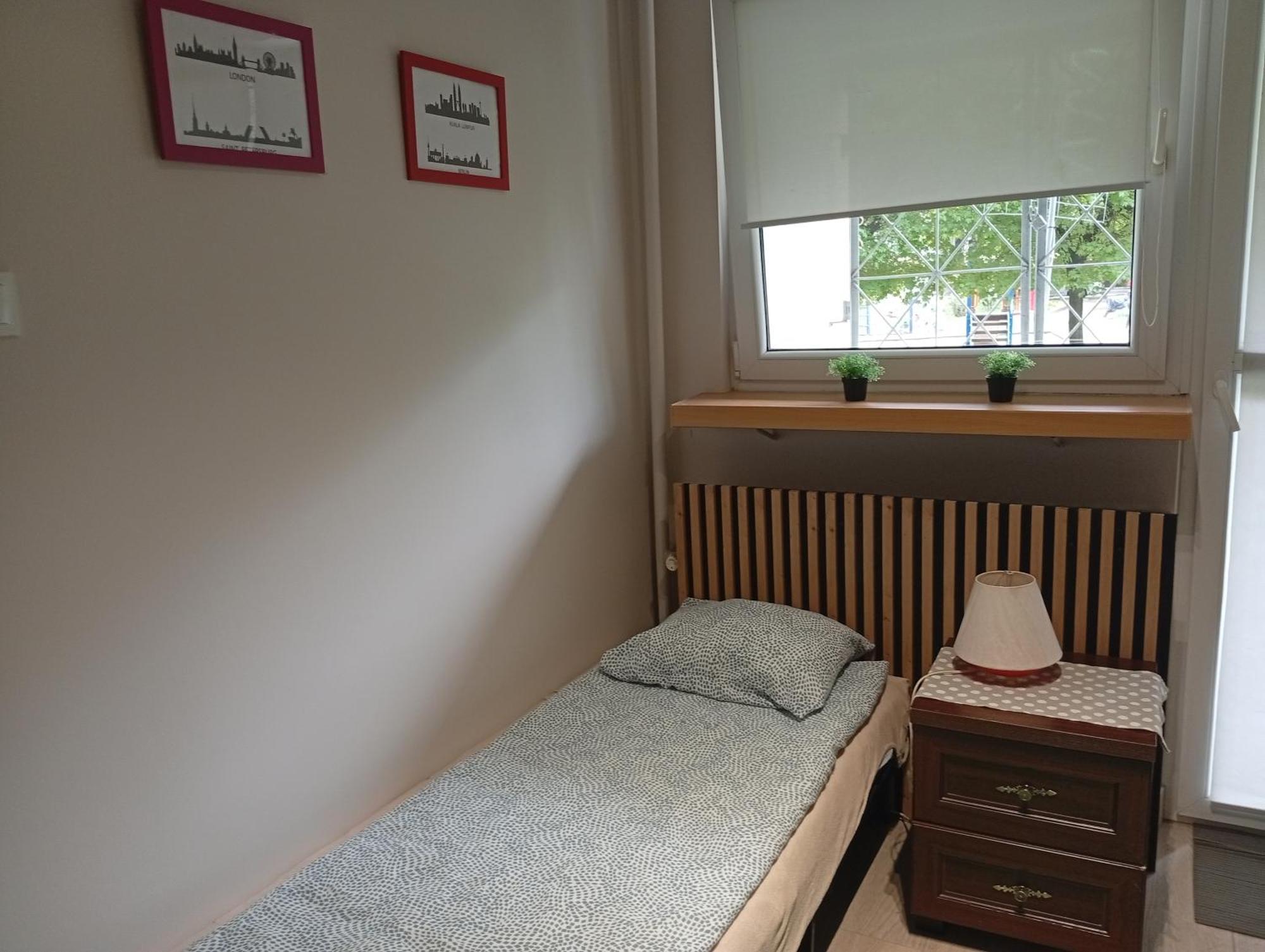 צ'סטוצ'ובה Apartament Zacisze 2 Big 4U מראה חיצוני תמונה