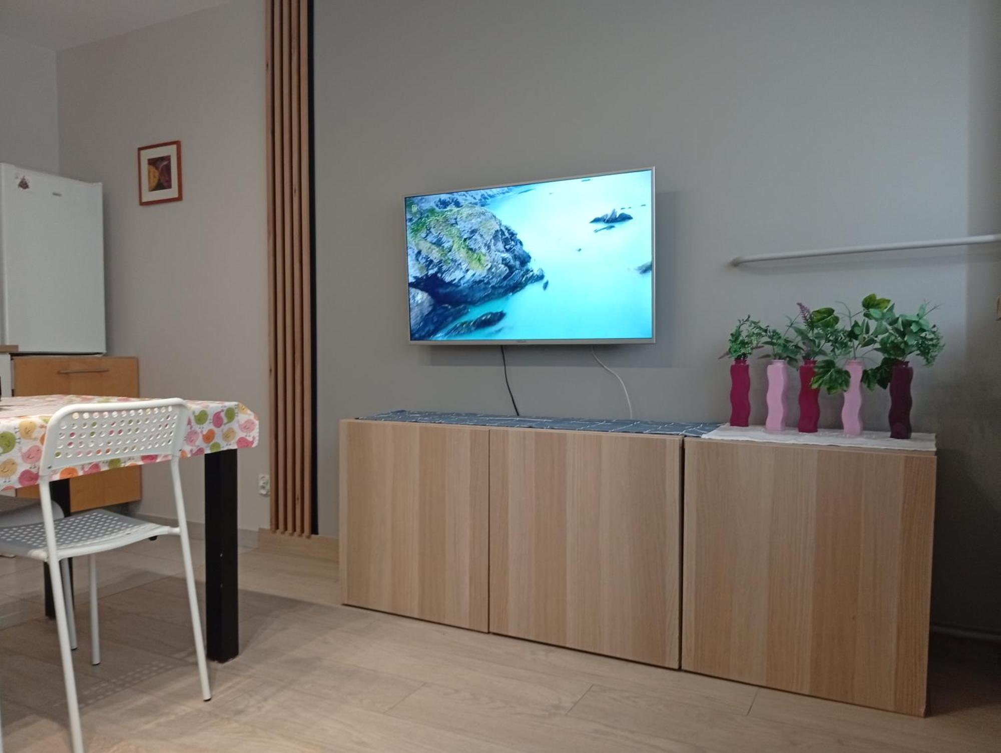 צ'סטוצ'ובה Apartament Zacisze 2 Big 4U מראה חיצוני תמונה